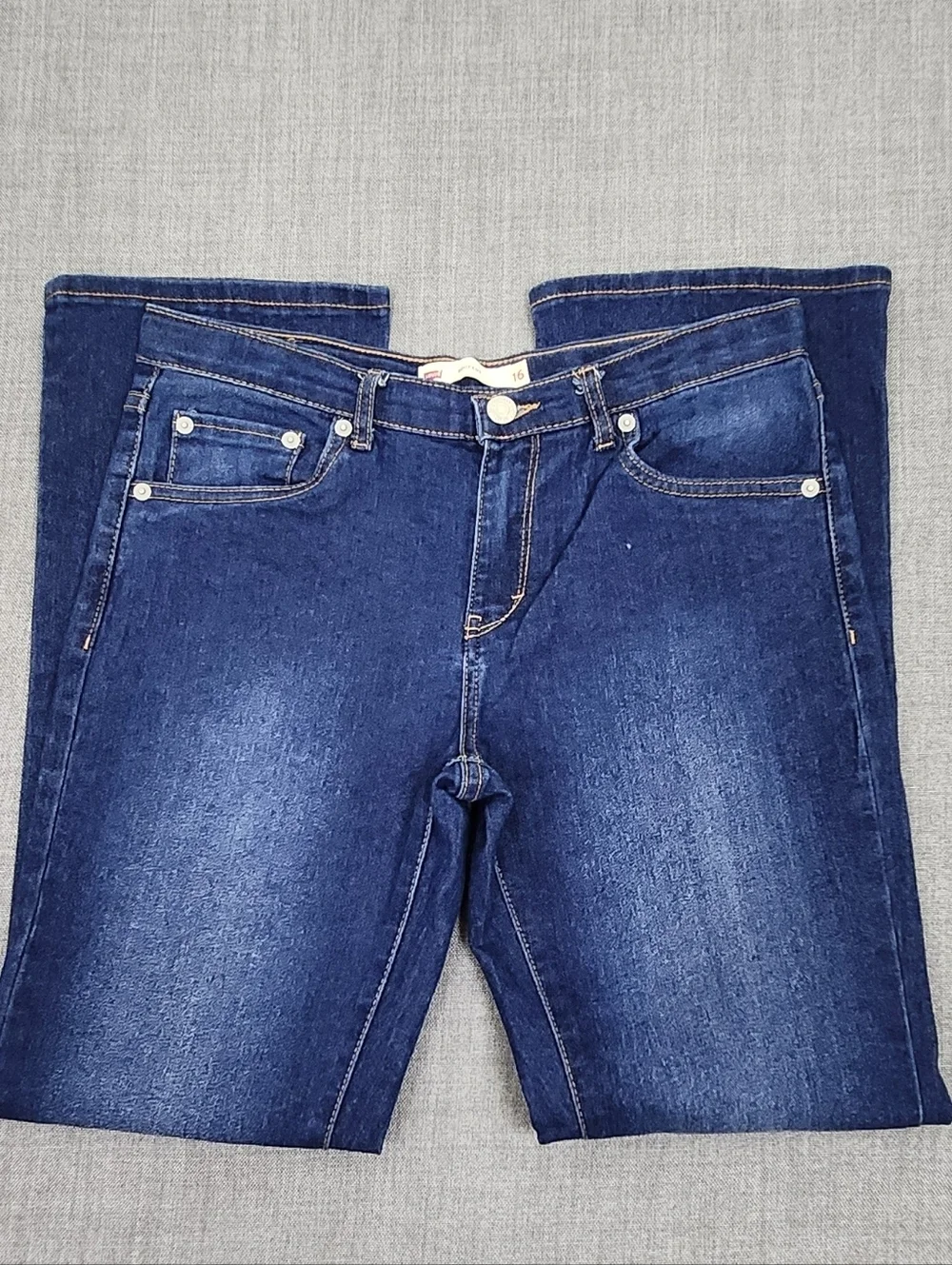 Levis Medium Wash Stretch Boot Cut Denim Jeans. 16.